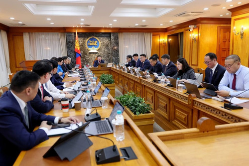 ЗГ: “Эрчим хүчний салбарт авч хэрэгжүүлэх зарим арга хэмжээний тухай” хэлэлцэж байна